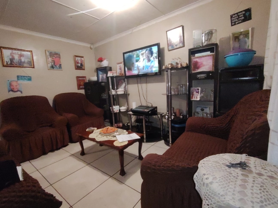 2 Bedroom Property for Sale in Delft Western Cape